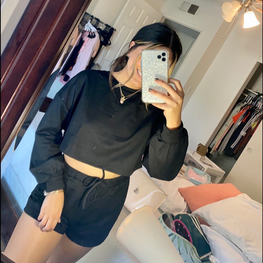 Black set, top & shorts